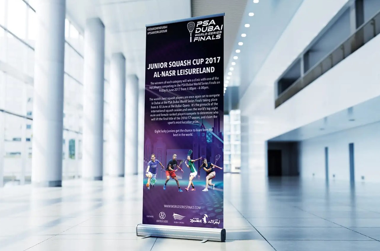 Banner vertical promovendo a Copa Junior de Squash 2017.