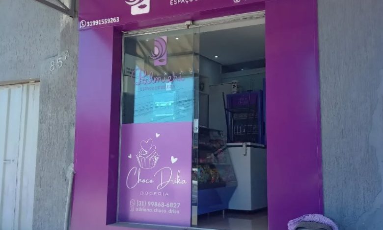 Fachada "Palmieri Espaço de Beleza" com detalhes em roxo e branco.