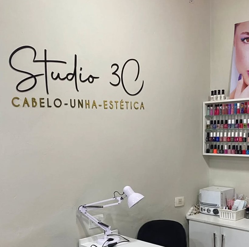 Logo em Acrílico Studio 3c