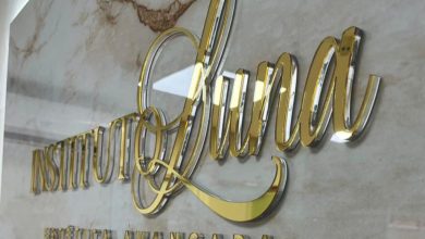 Logo com Letreiro em Acrílico Personalizado